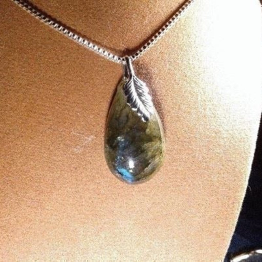 Labradorite Cabochon Pendant 925 Ss Z372